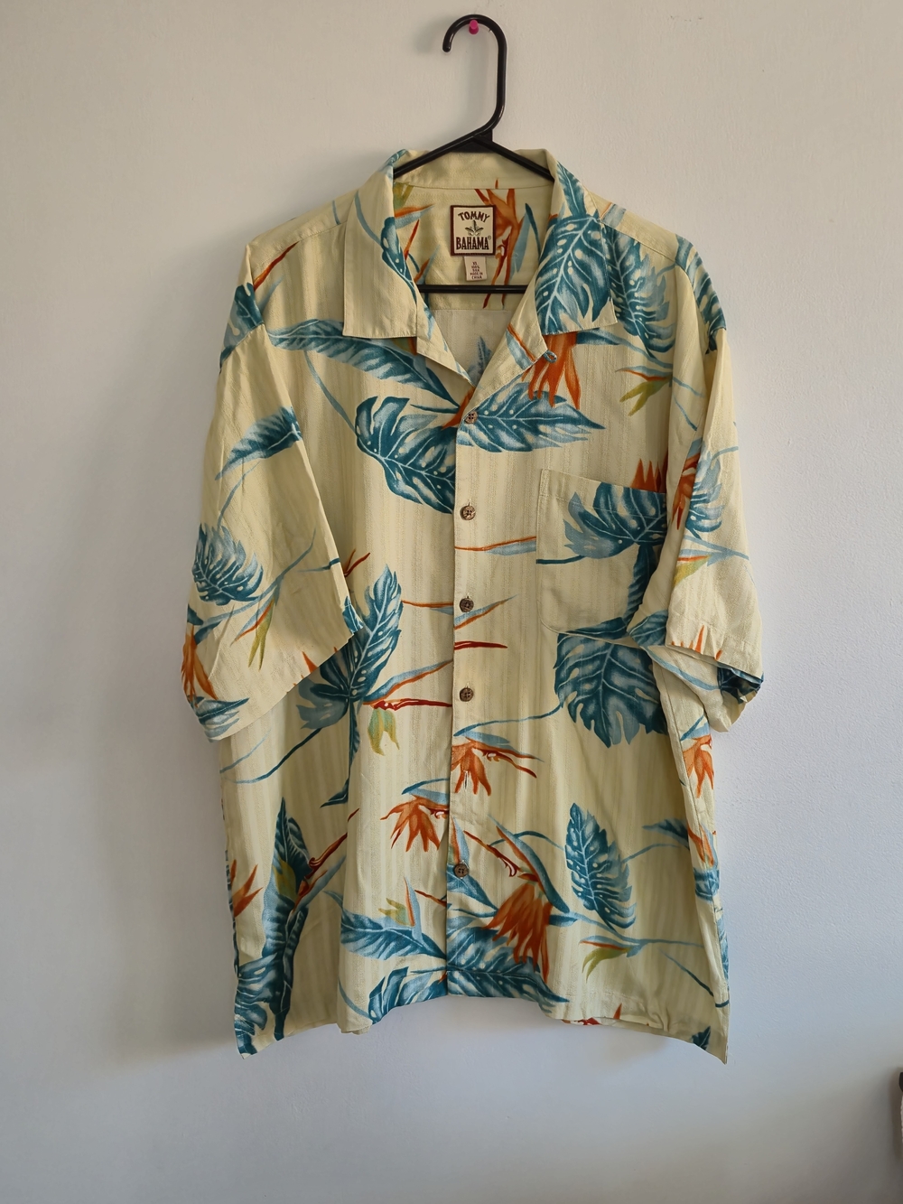Tommy Bahama 100% Silk Tropical Hawaiian, Resort Shirt Cream Blue Orange XL